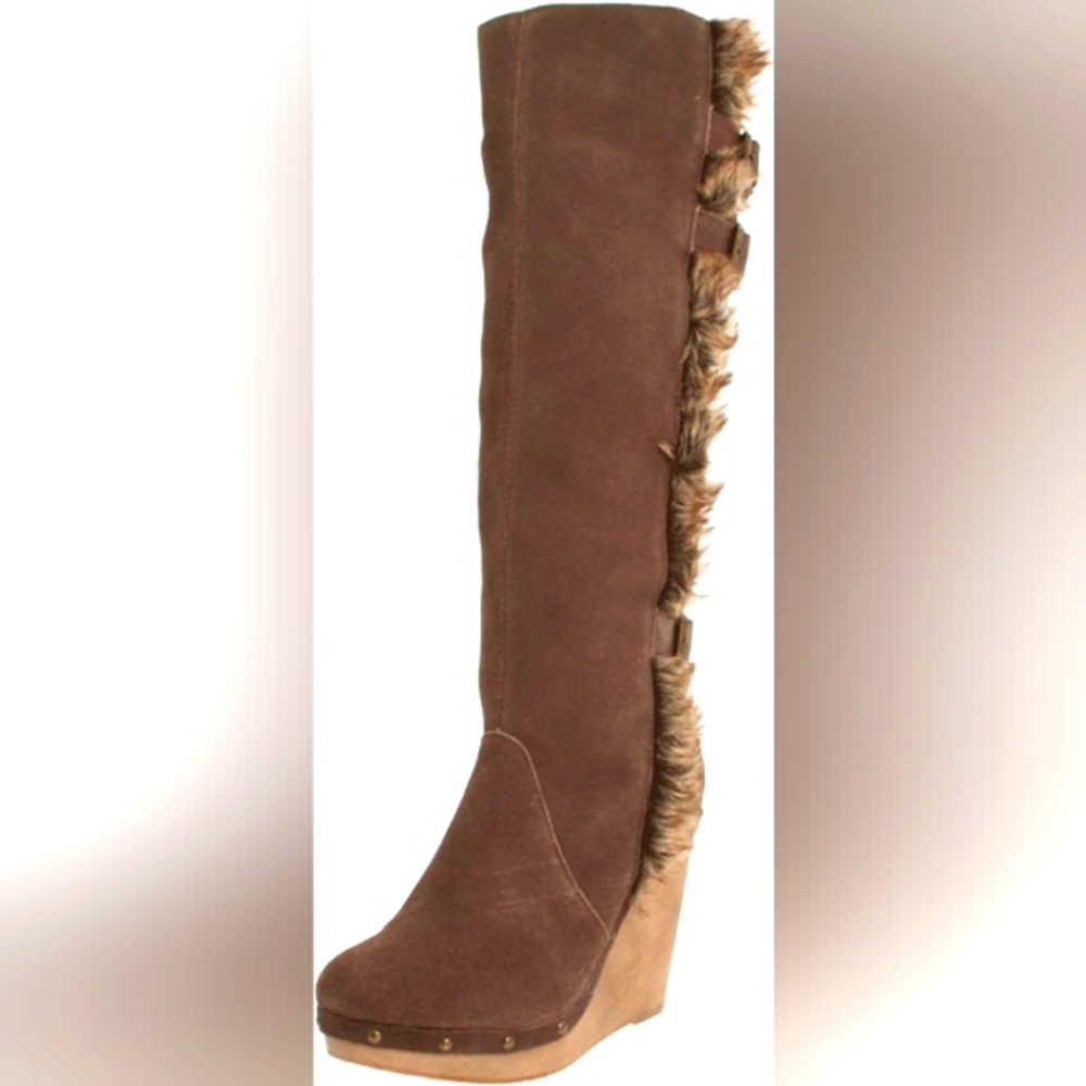 NWOT Naughty monkey rabbit heart boots